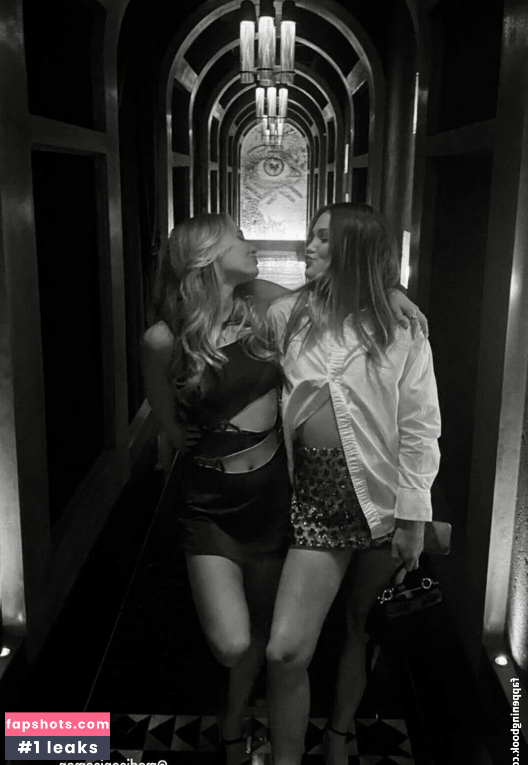 Olivia Holt gallery photo #179