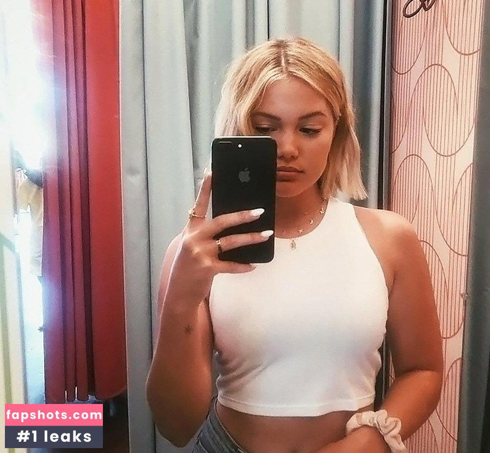 Olivia Holt gallery photo #238