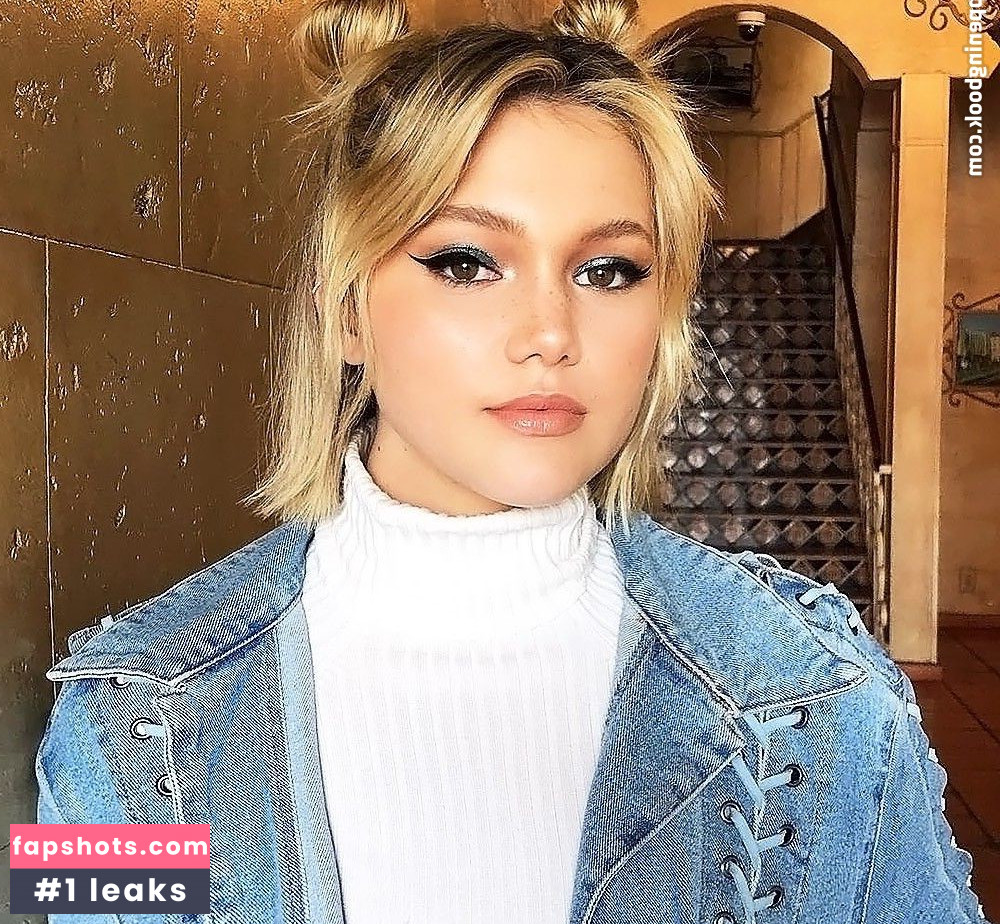 Olivia Holt gallery photo #242