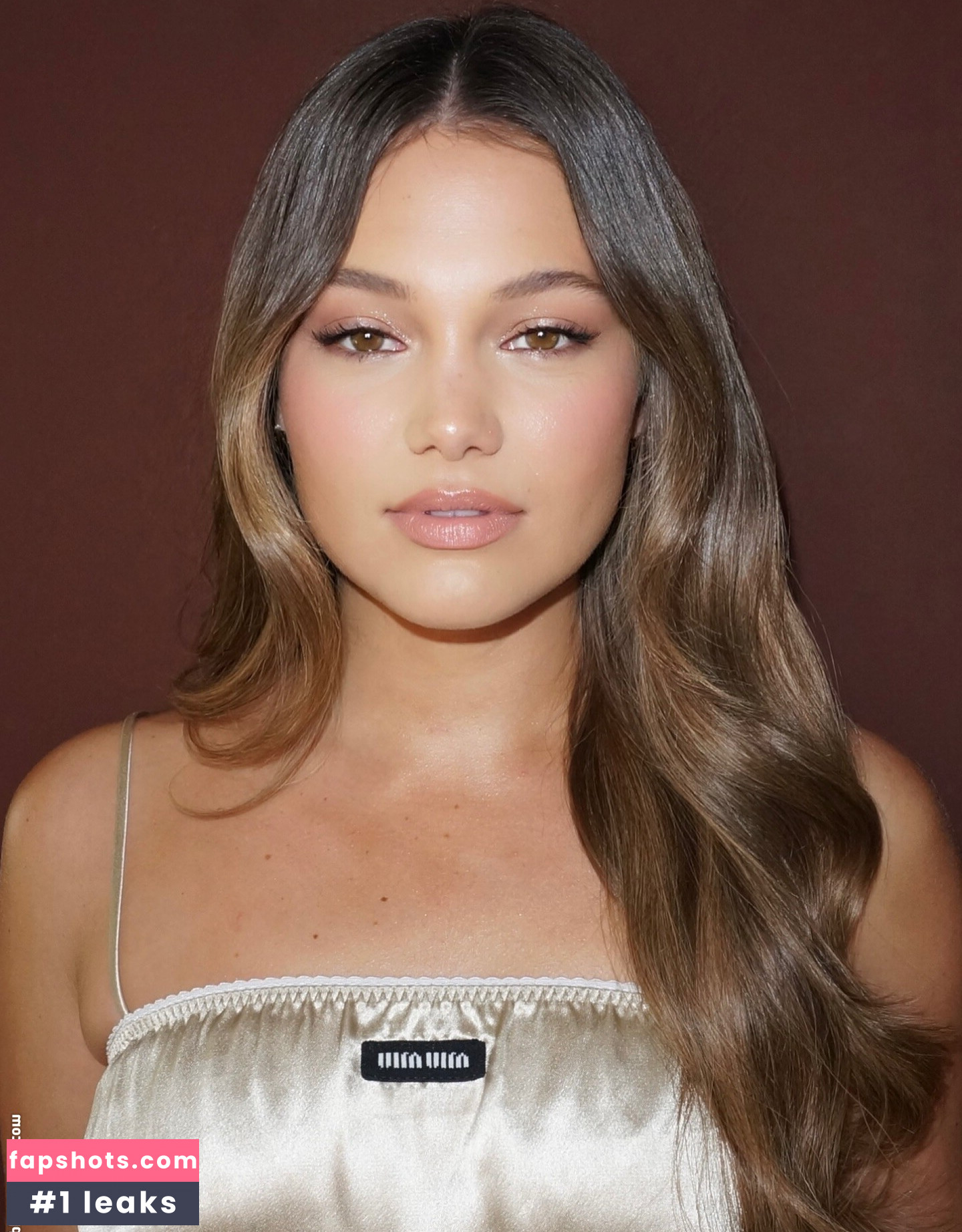 Olivia Holt gallery photo #26