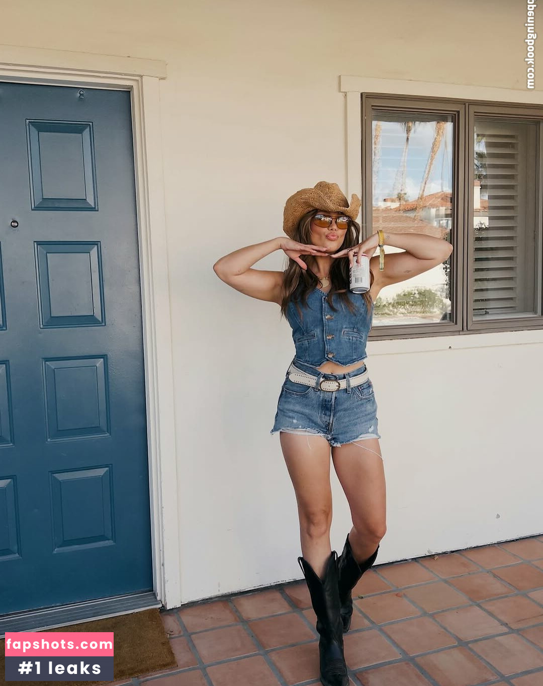 Olivia Holt gallery photo #46