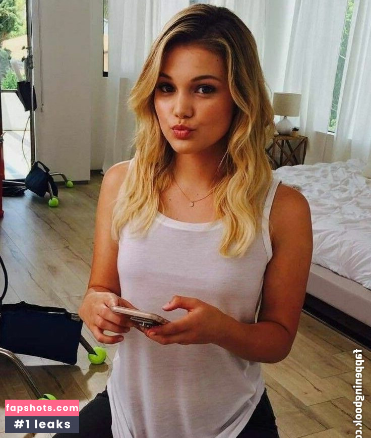 Olivia Holt gallery photo #6
