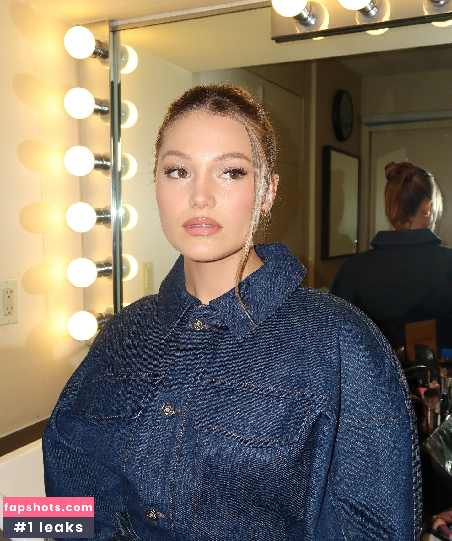 Olivia Holt gallery photo #60