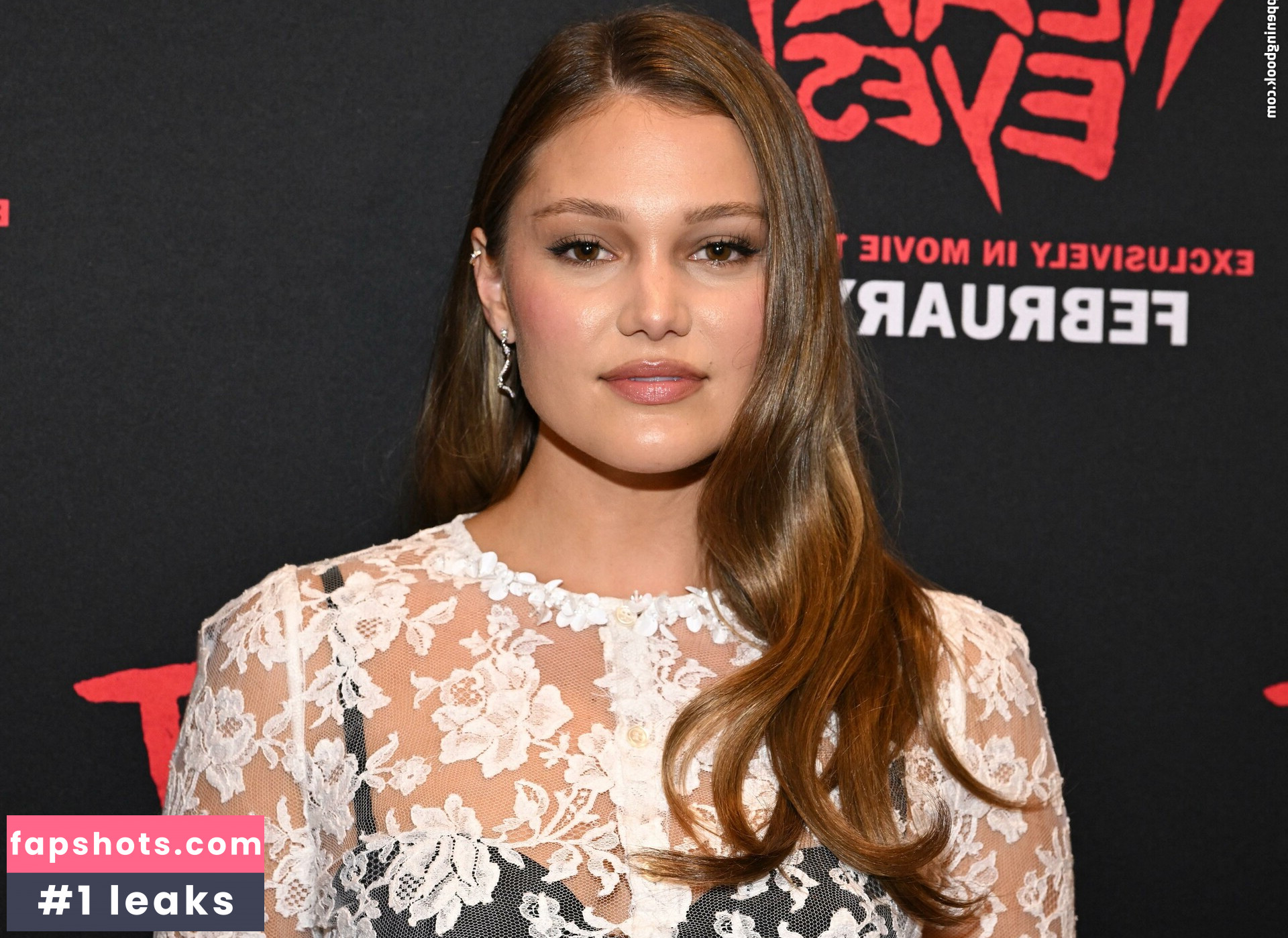 Olivia Holt gallery photo #87