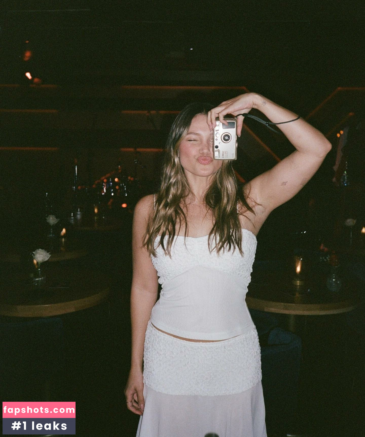 Olivia Holt gallery photo #95