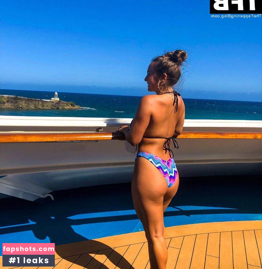 Olivia Holzmacher Filtración Desnuda OnlyFans Foto #8 - Fapshots