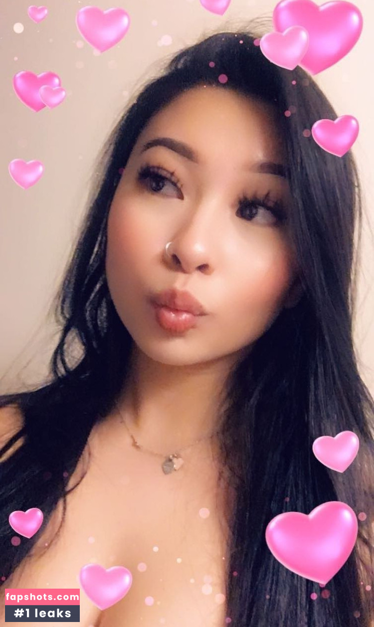 Olivia Ichika gallery photo #19