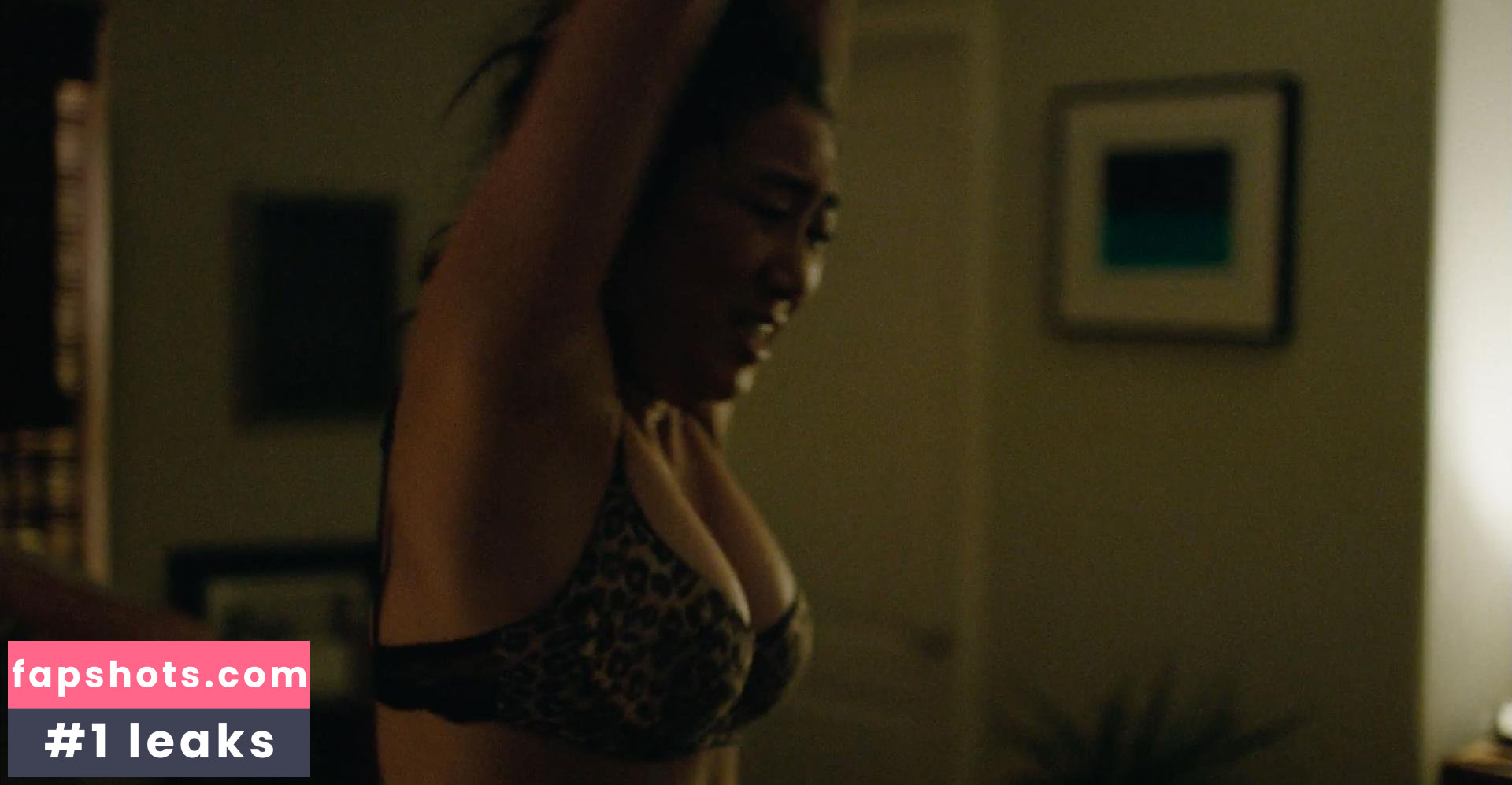 Olivia Liang gallery photo #4