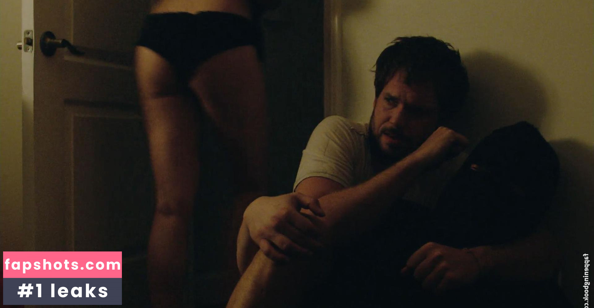 Olivia Liang gallery photo #5