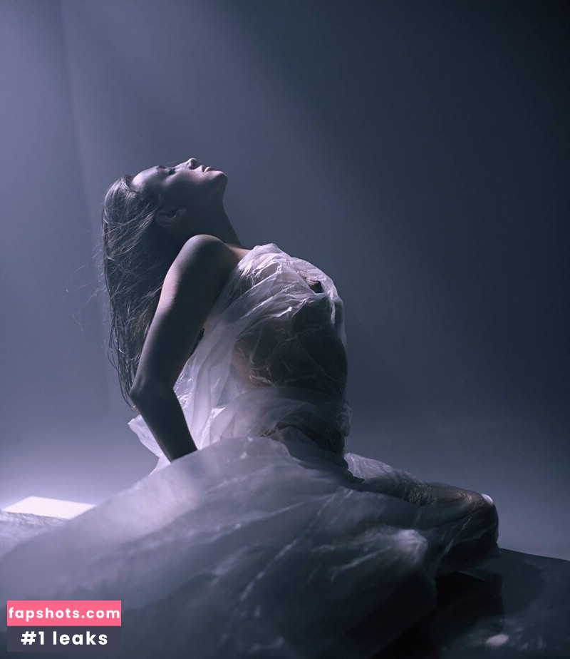 Olivia Linz gallery photo #177