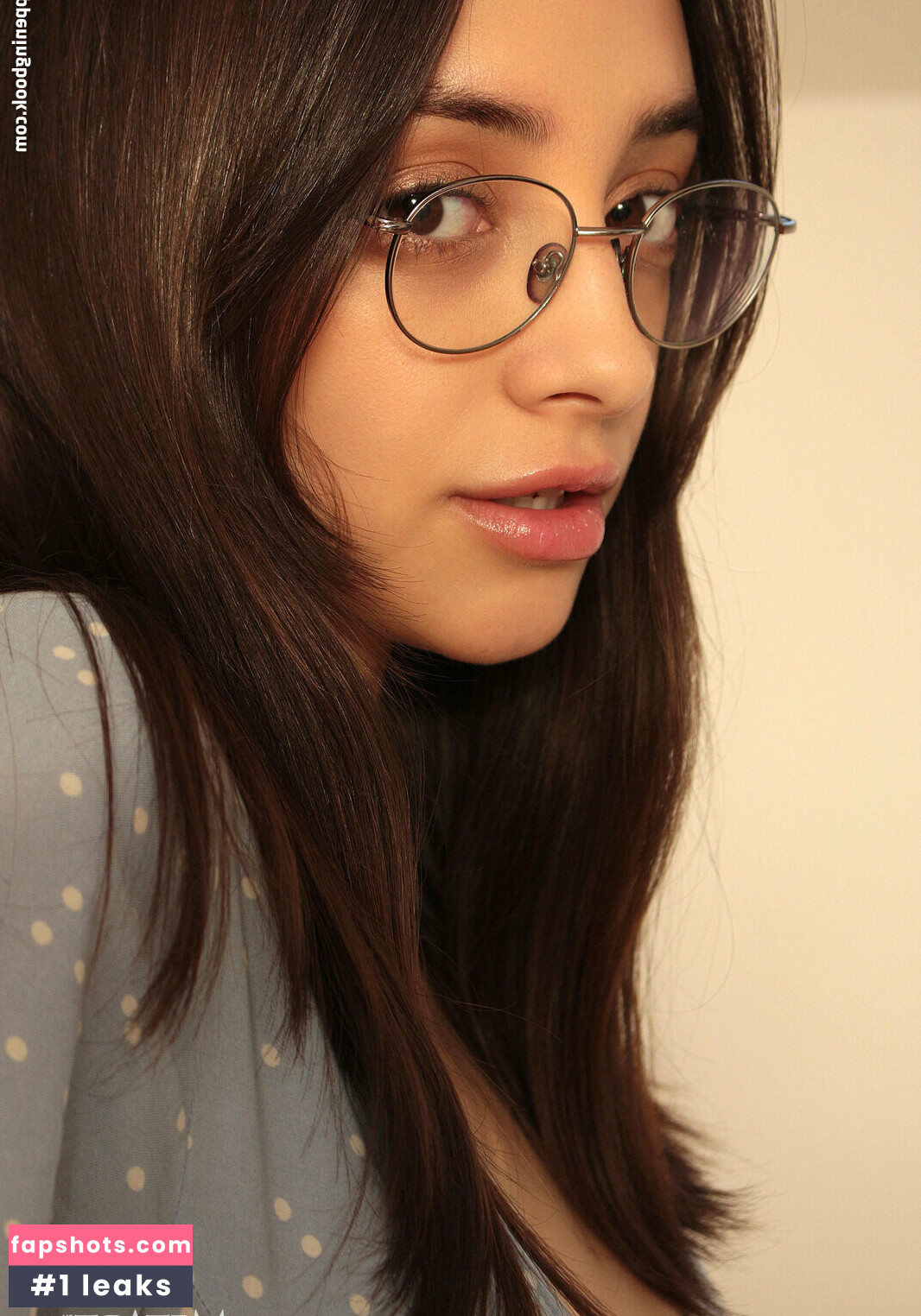 Olivia Linz gallery photo #29