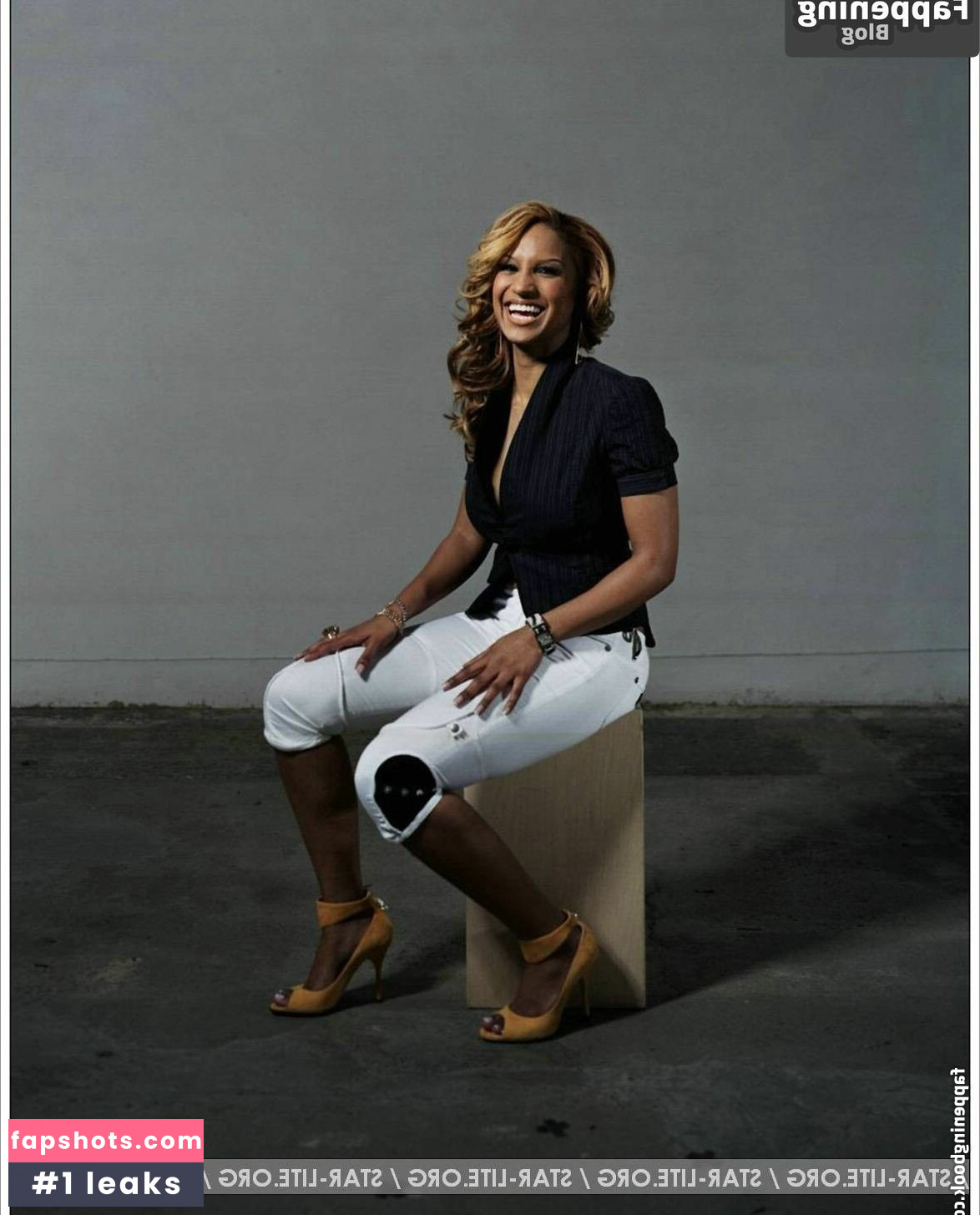 Olivia Longott gallery photo #33