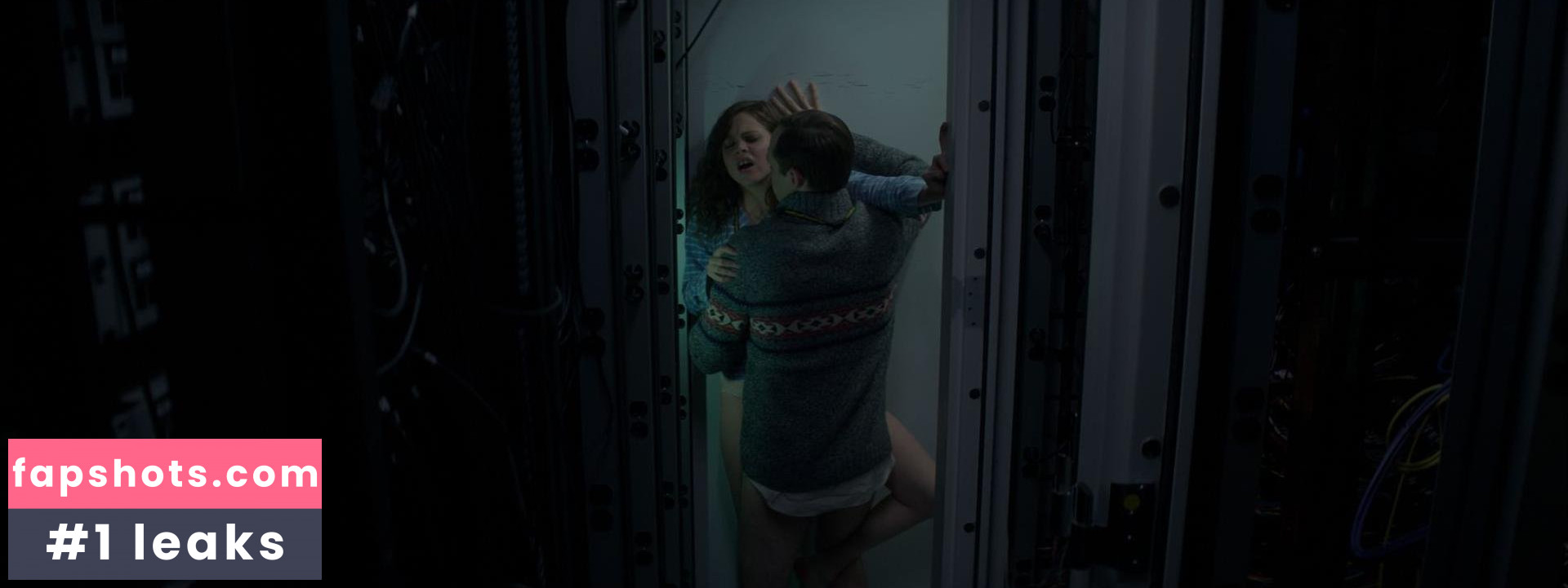 Olivia Luccardi gallery photo #16