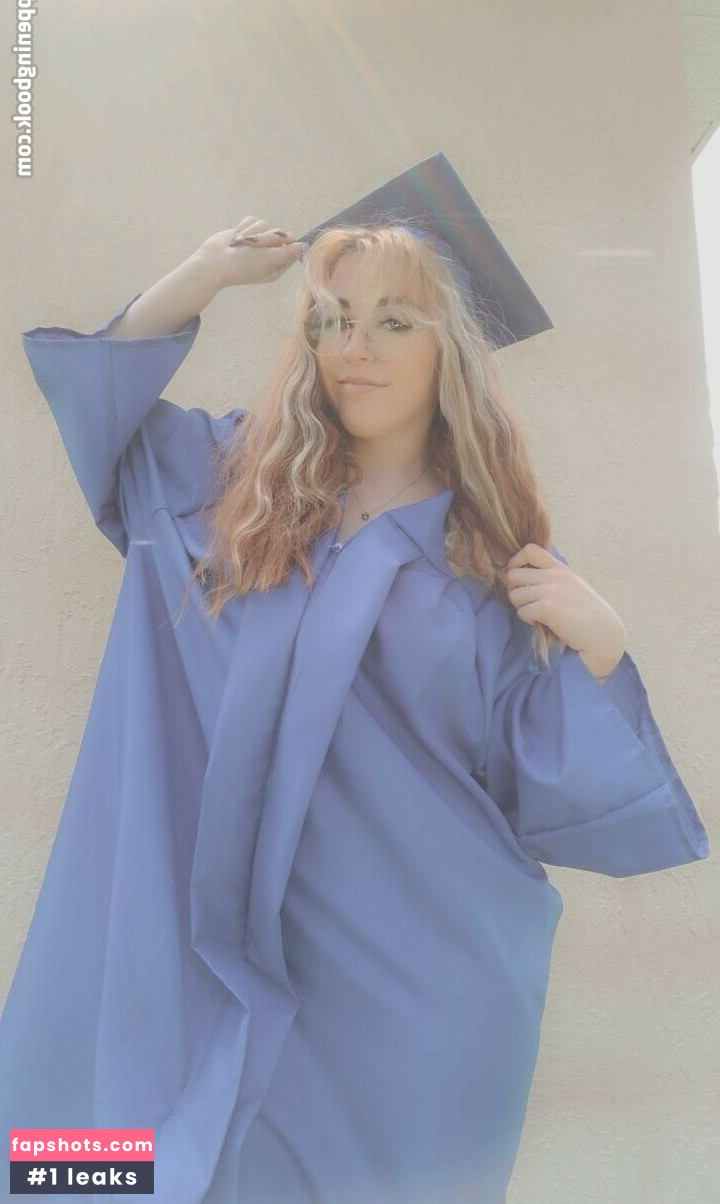 Olivia Matos gallery photo #25