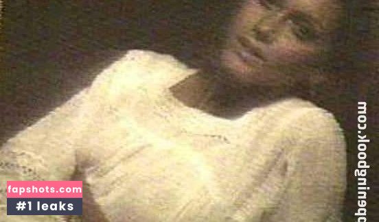 Olivia Newton John Nahé úniky fotek pouze od fanoušků #44 - Fapshots