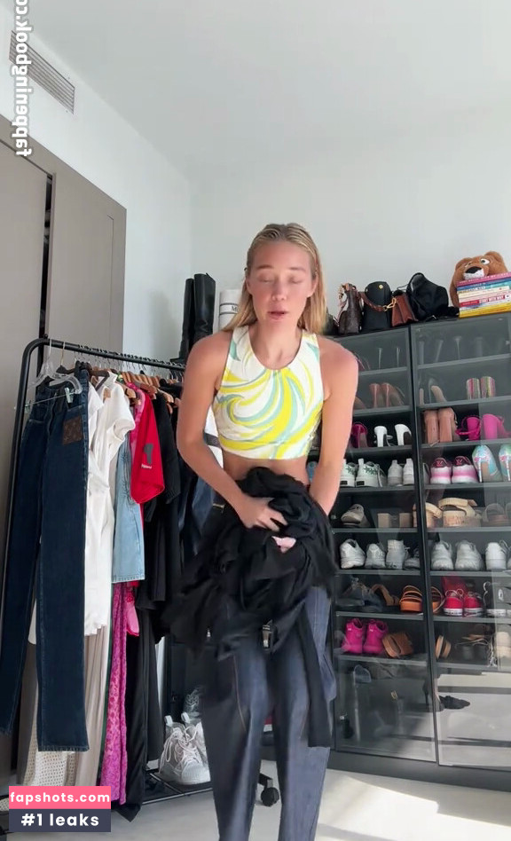 Olivia Ponton gallery photo #150