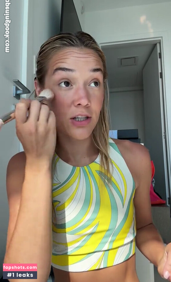 Olivia Ponton gallery photo #155