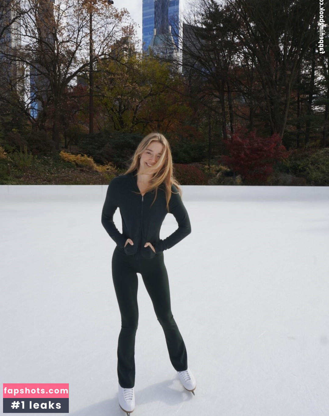 Olivia Ponton gallery photo #3