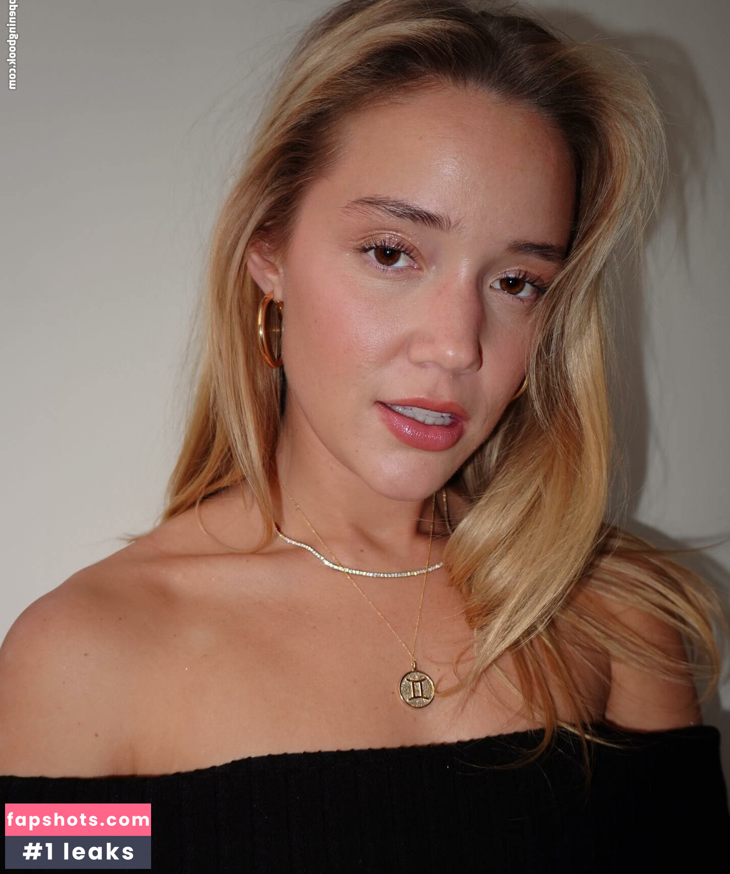 Olivia Ponton gallery photo #248