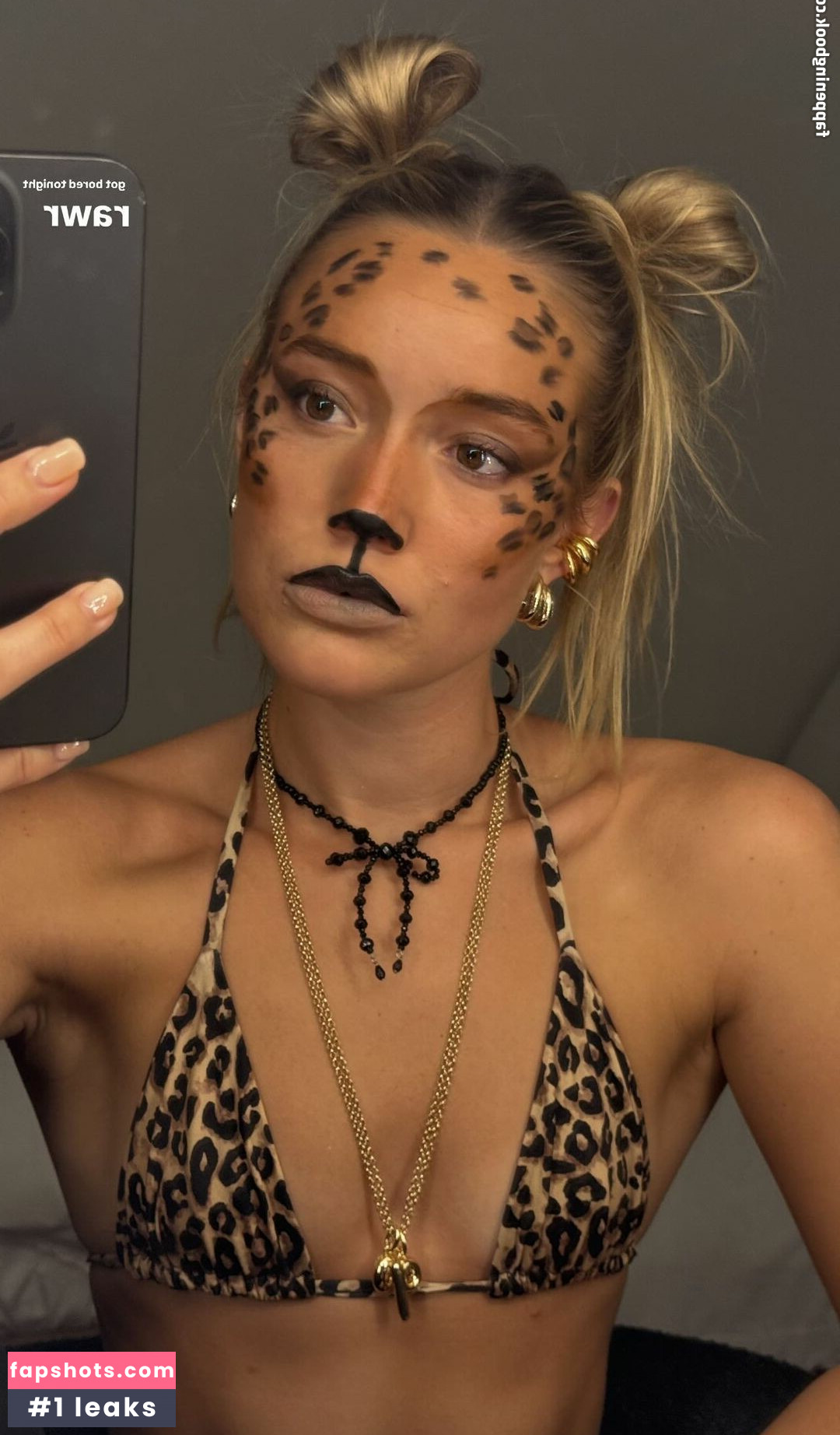 Olivia Ponton gallery photo #297