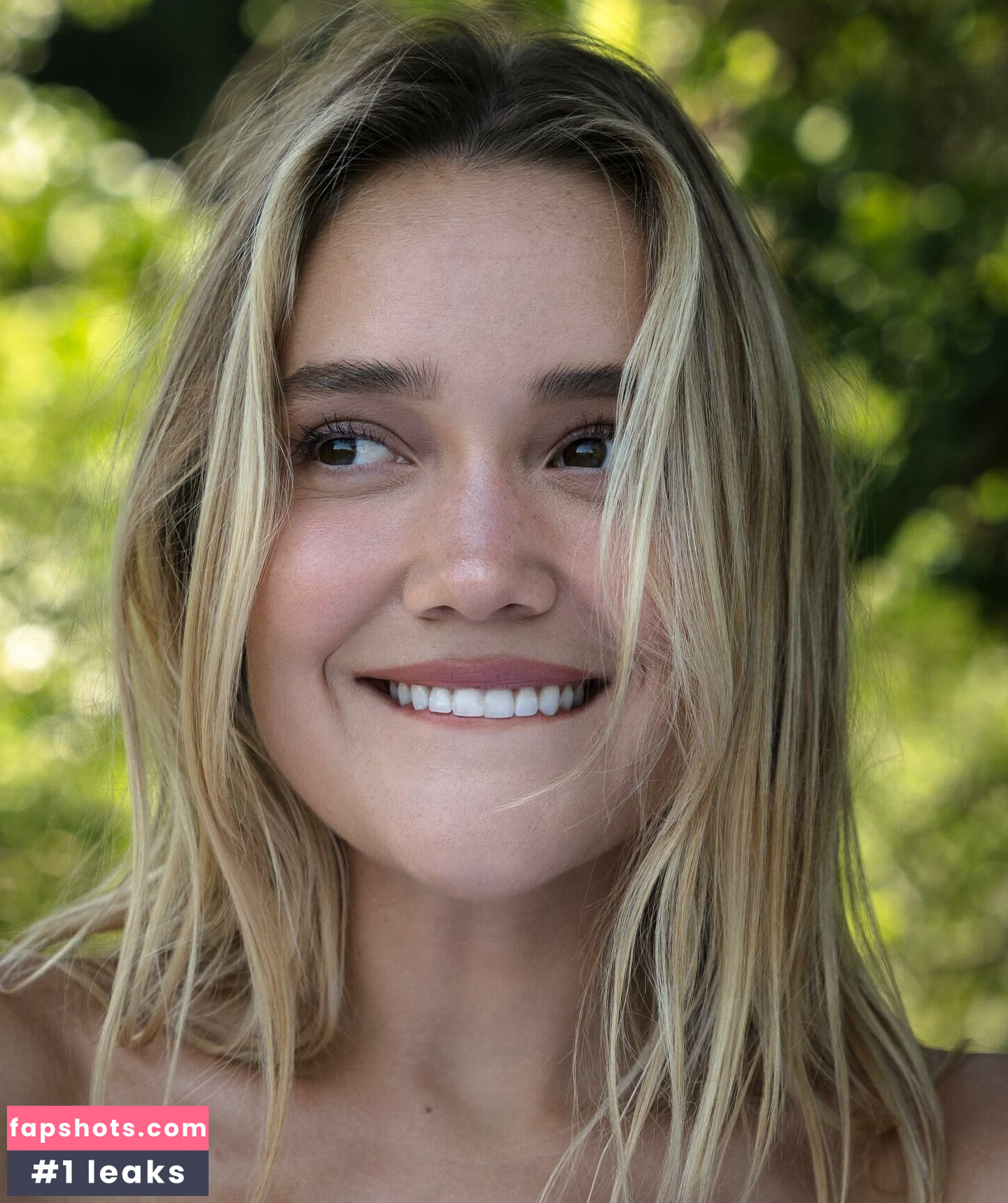 Olivia Ponton gallery photo #339