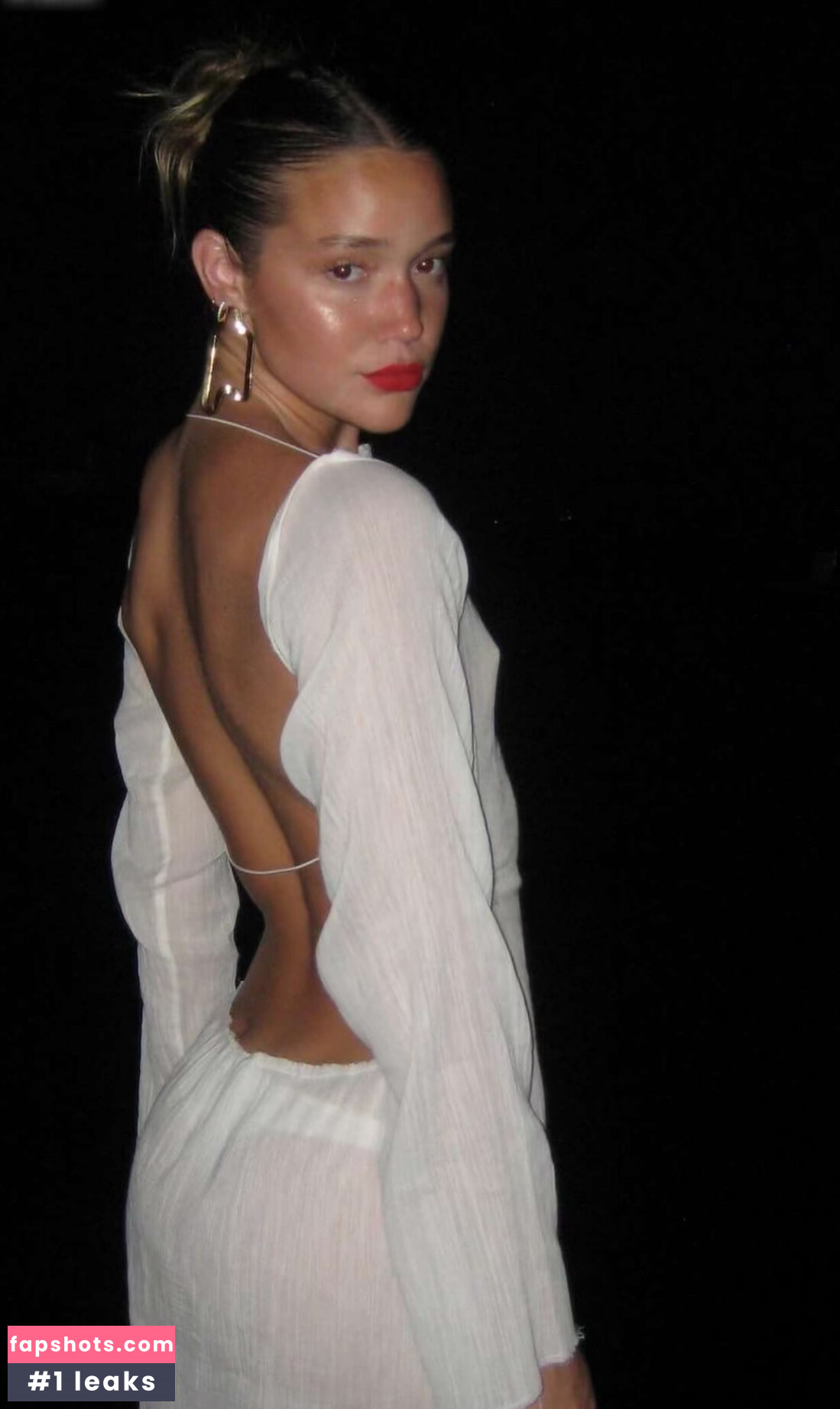 Olivia Ponton gallery photo #381