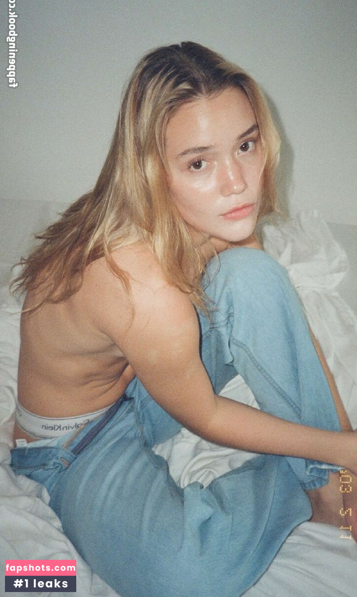 Olivia Ponton gallery photo #385