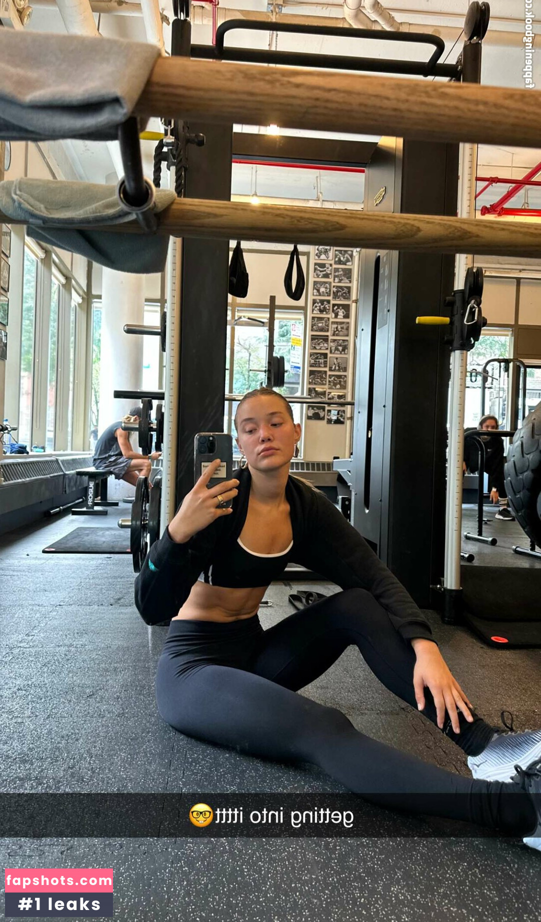 Olivia Ponton gallery photo #450