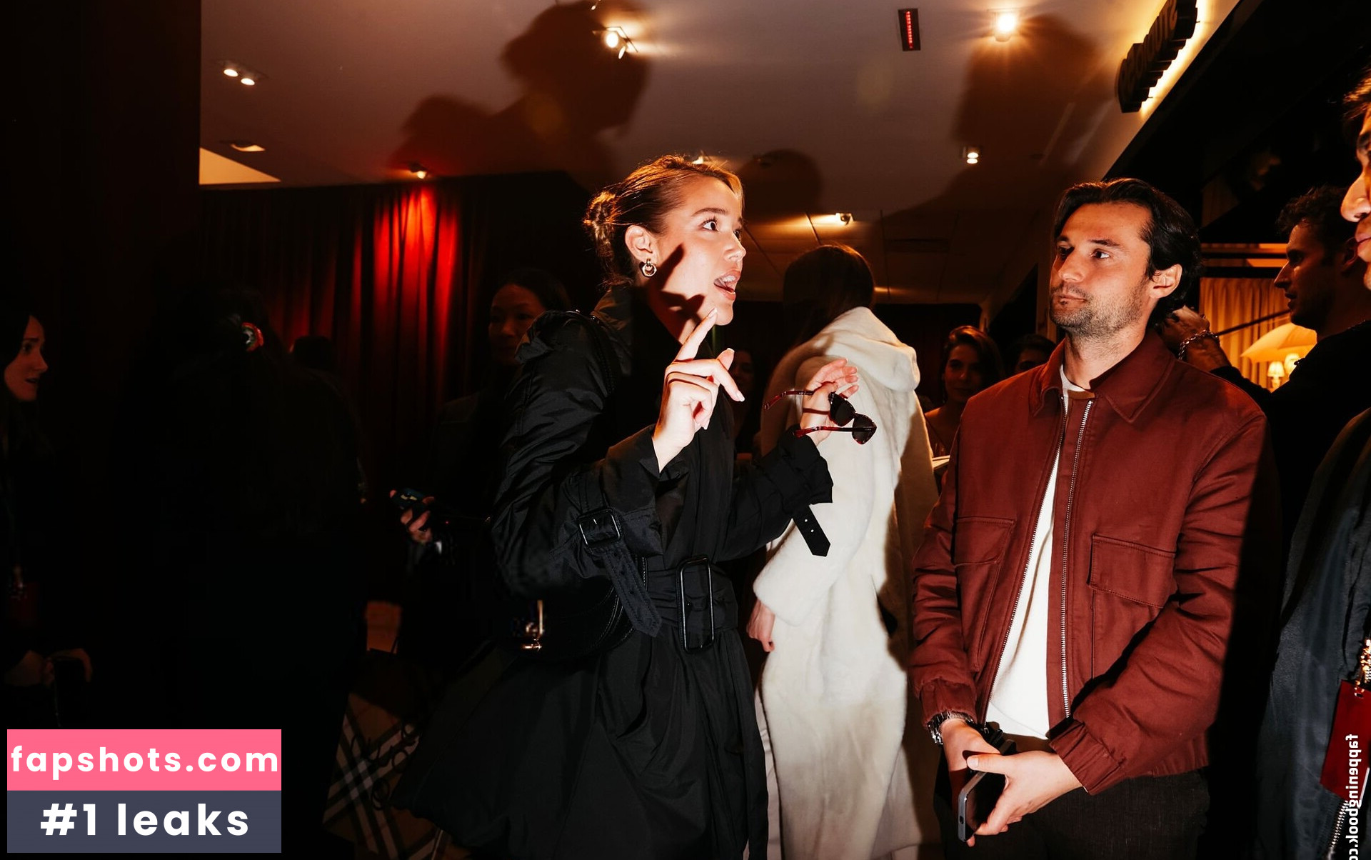 Olivia Ponton gallery photo #10