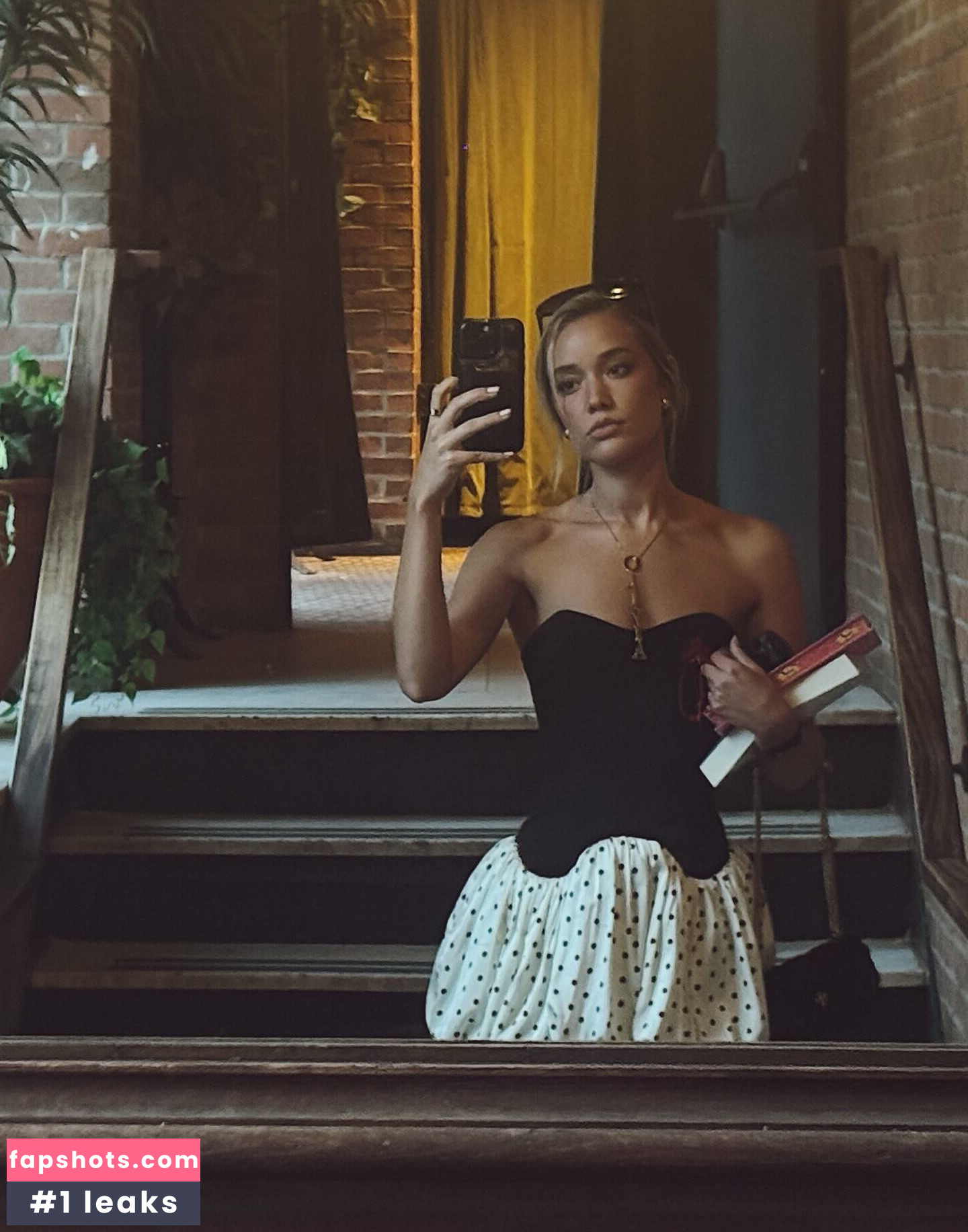 Olivia Ponton gallery photo #92