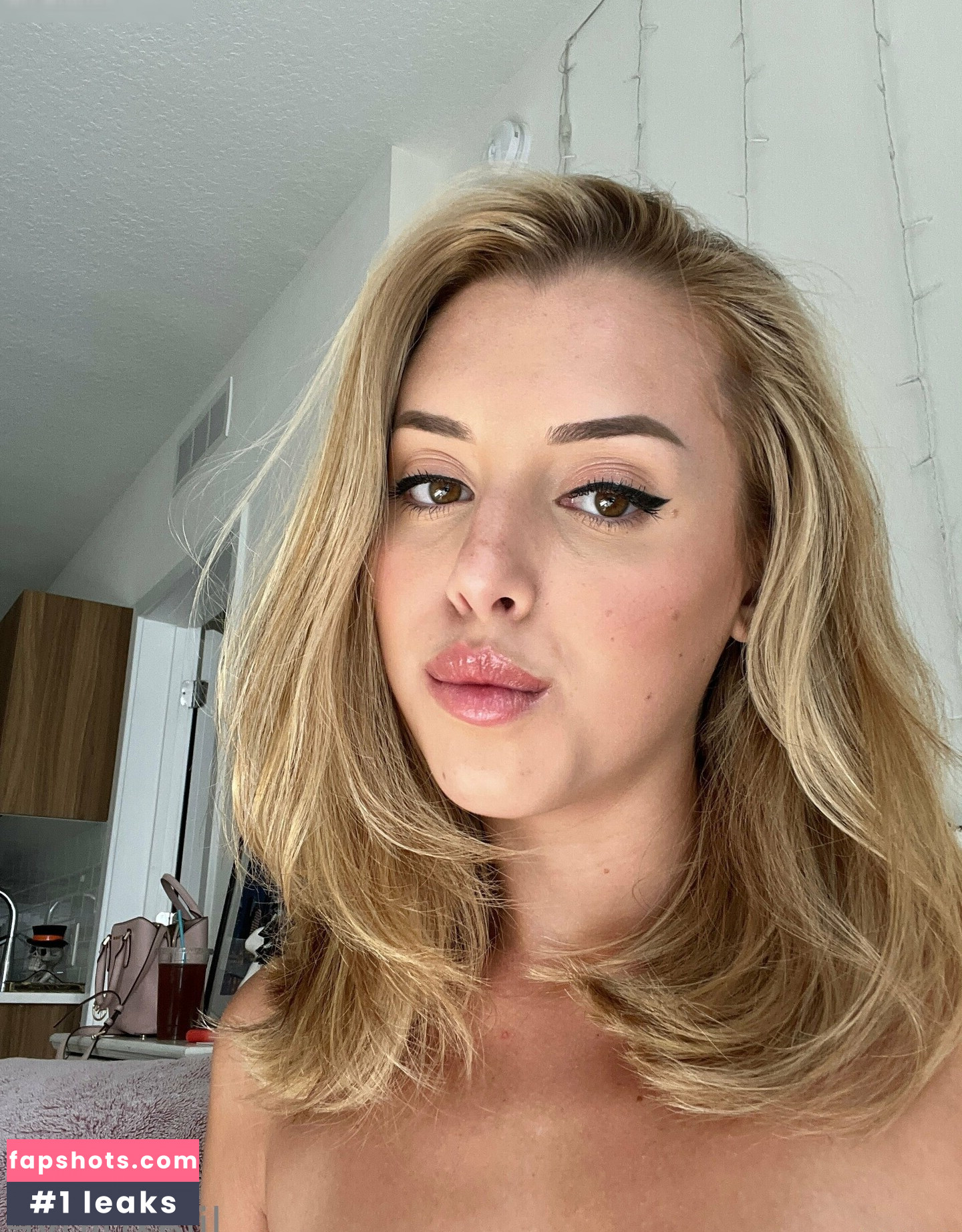 Olivia Reign gallery photo #32