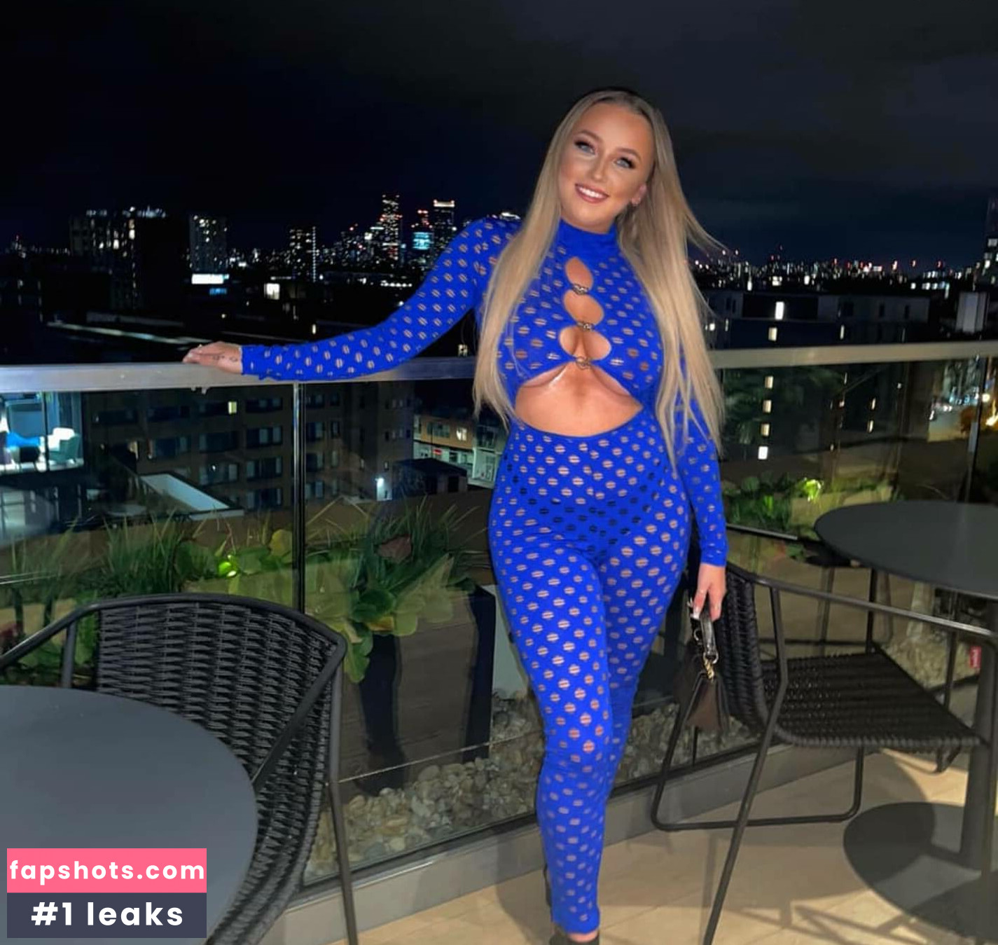 Olivia Robertson gallery photo #2