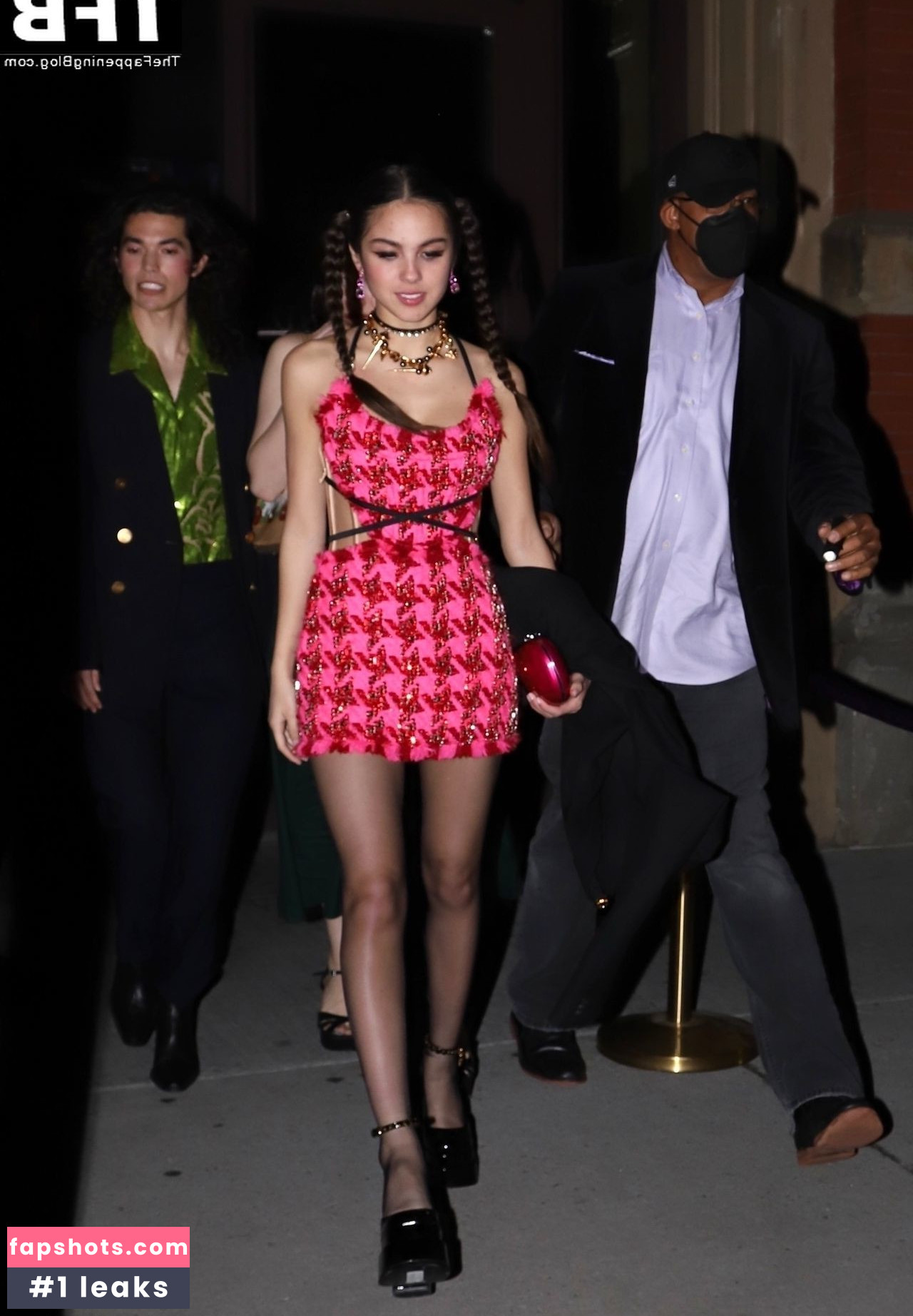 Olivia Rodrigo gallery photo #926