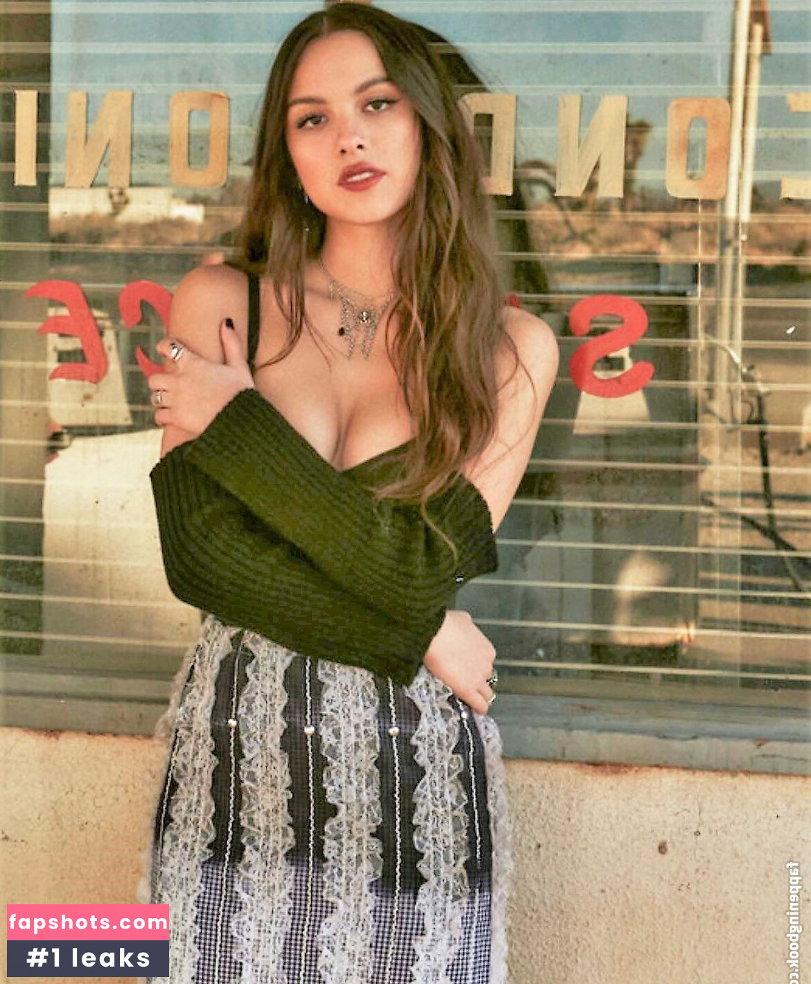 Olivia Rodrigo gallery photo #959