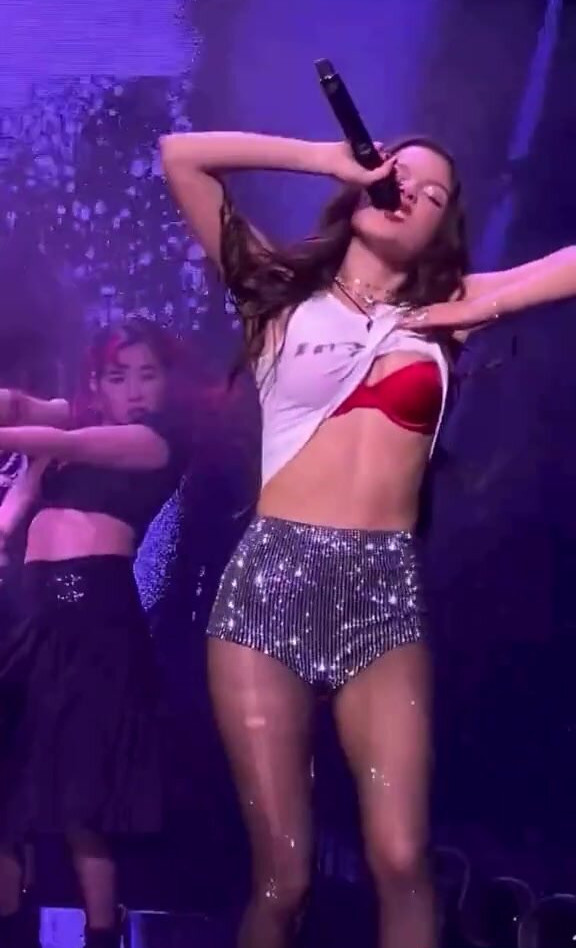 olivia-rodrigo gallery photo #1060