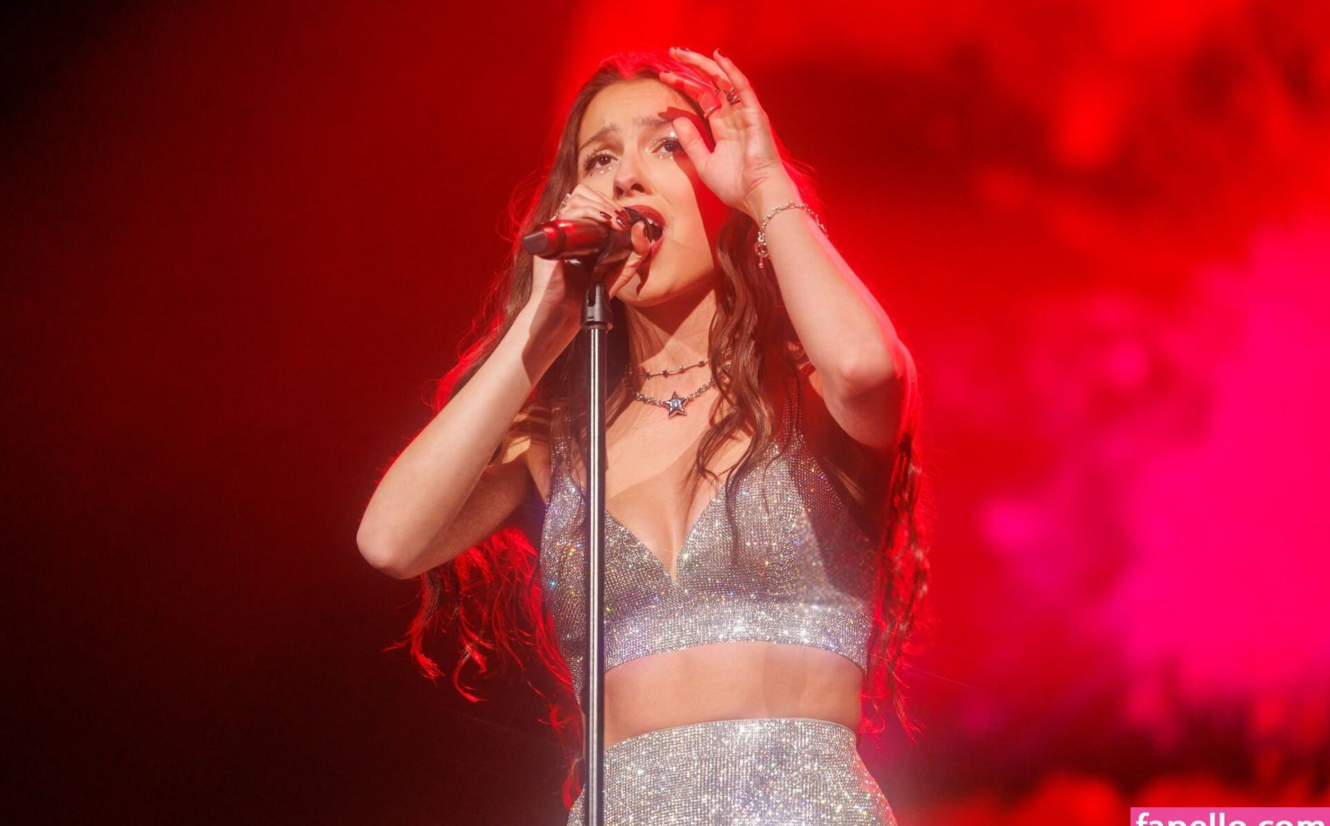 olivia-rodrigo gallery photo #1070