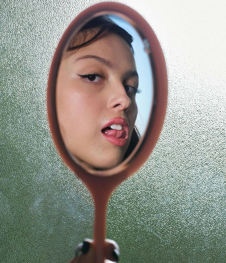 olivia-rodrigo gallery photo #1360