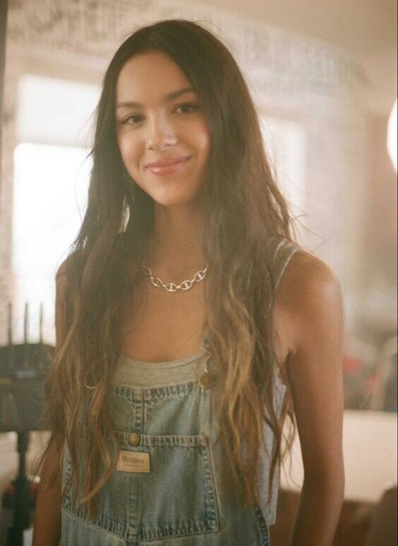 olivia-rodrigo gallery photo #1364