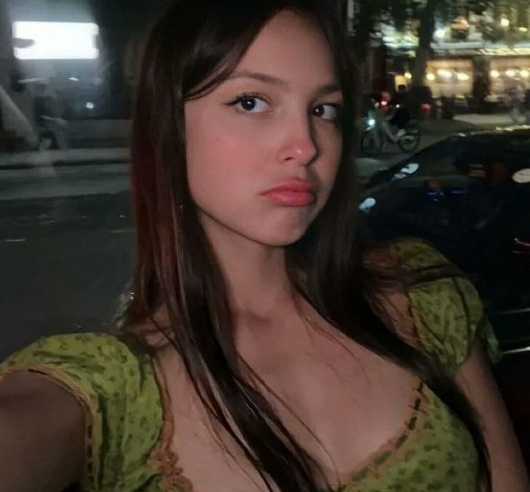 olivia-rodrigo gallery photo #1639