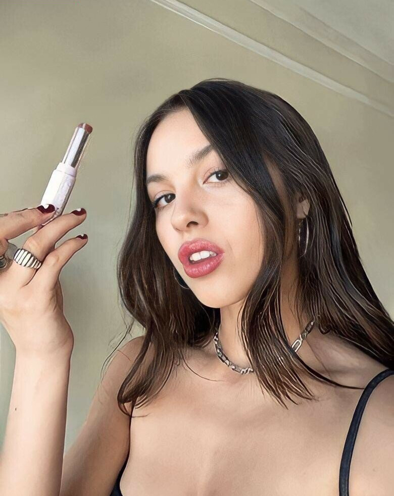 olivia-rodrigo gallery photo #2177