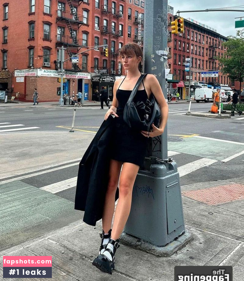 Olivia Rouyre gallery photo #20