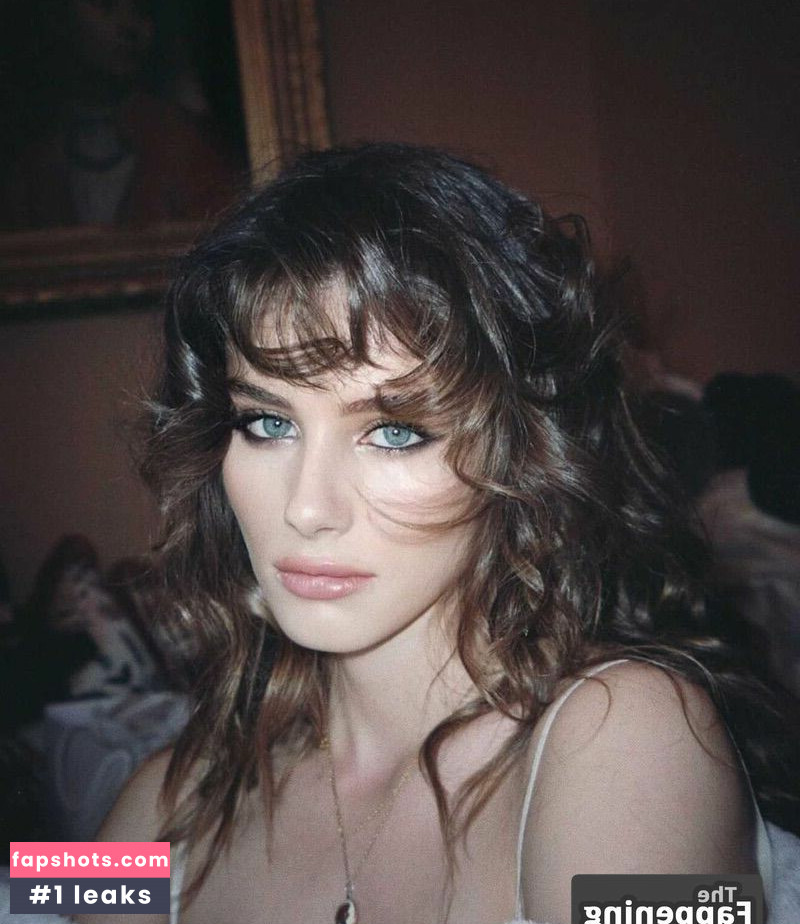 Olivia Rouyre gallery photo #29