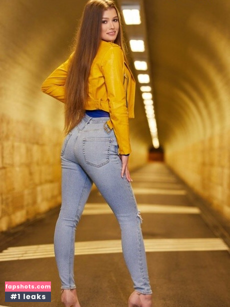 Olivia Sparkle gallery photo #180