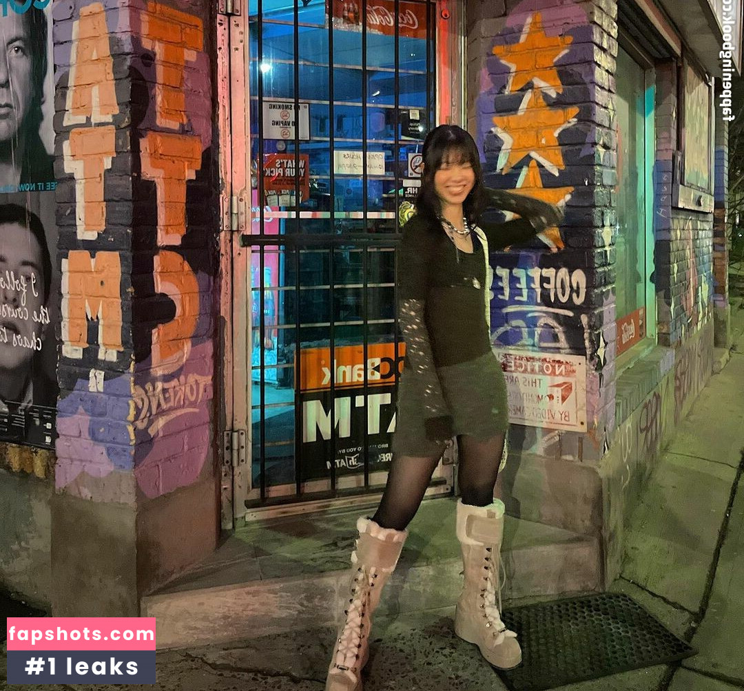 Olivia Sun gallery photo #35