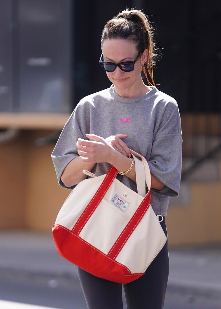 olivia-wilde gallery photo #1423