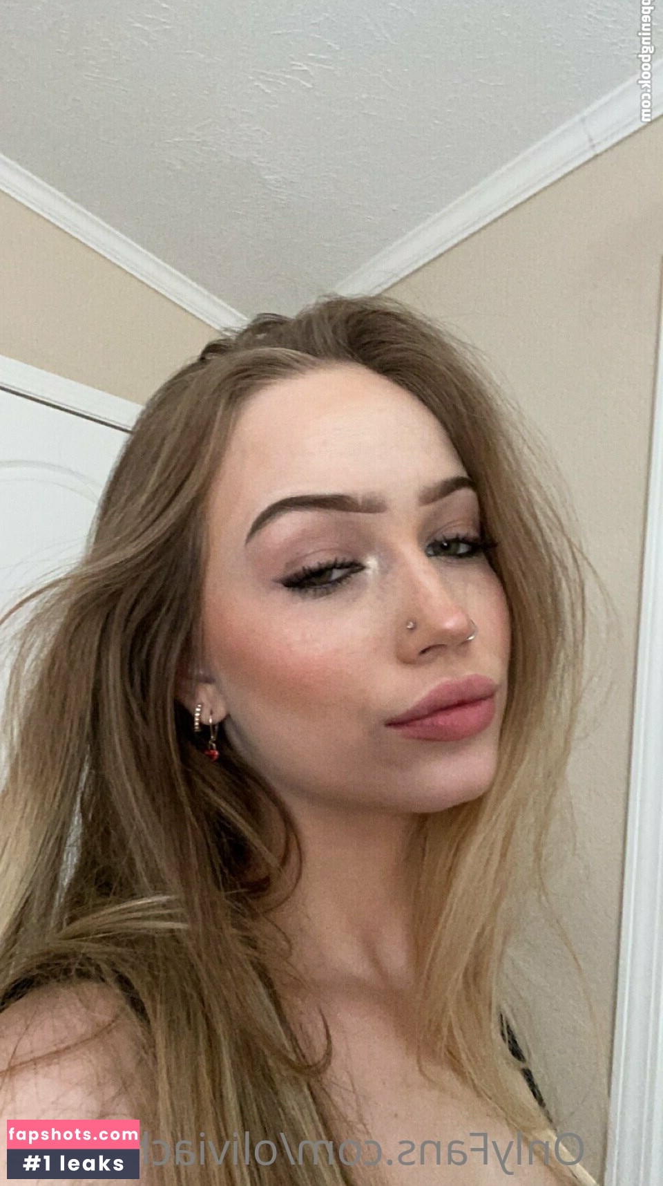 oliviacheer18 gallery photo #9