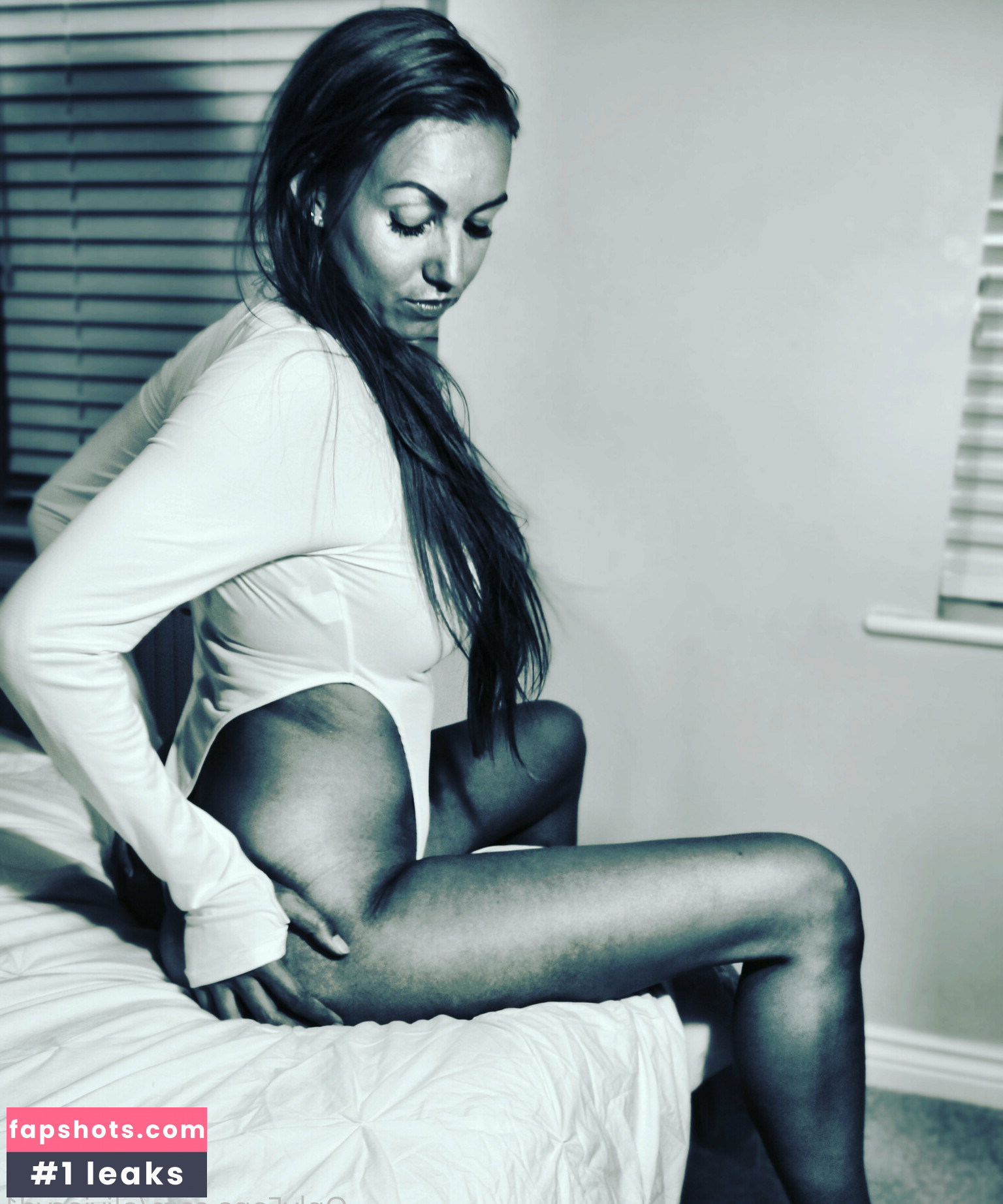 oliviacyd1 Nude Leaks OnlyFans Photos #10 - LeakJerk