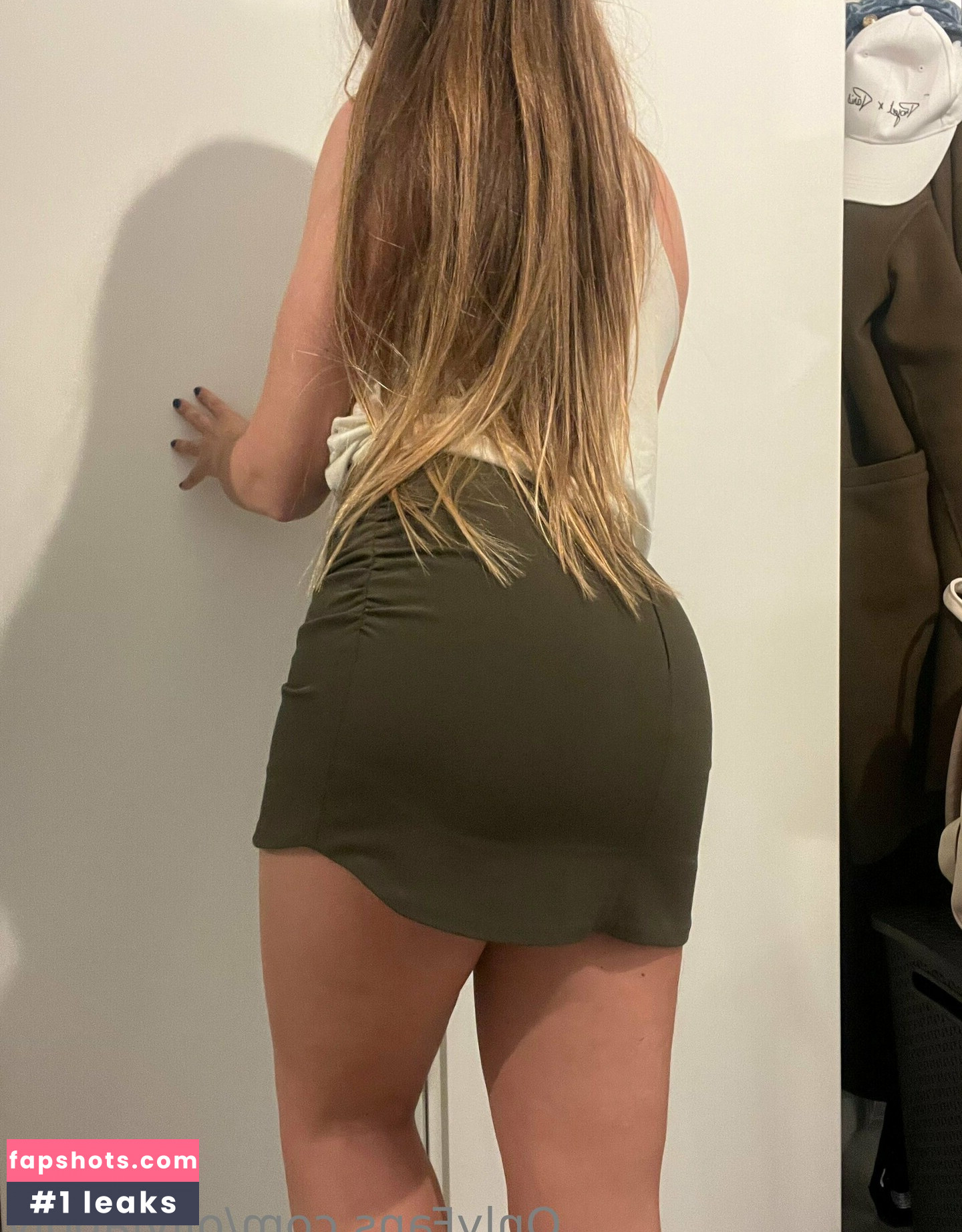 oliviapoly gallery photo #11