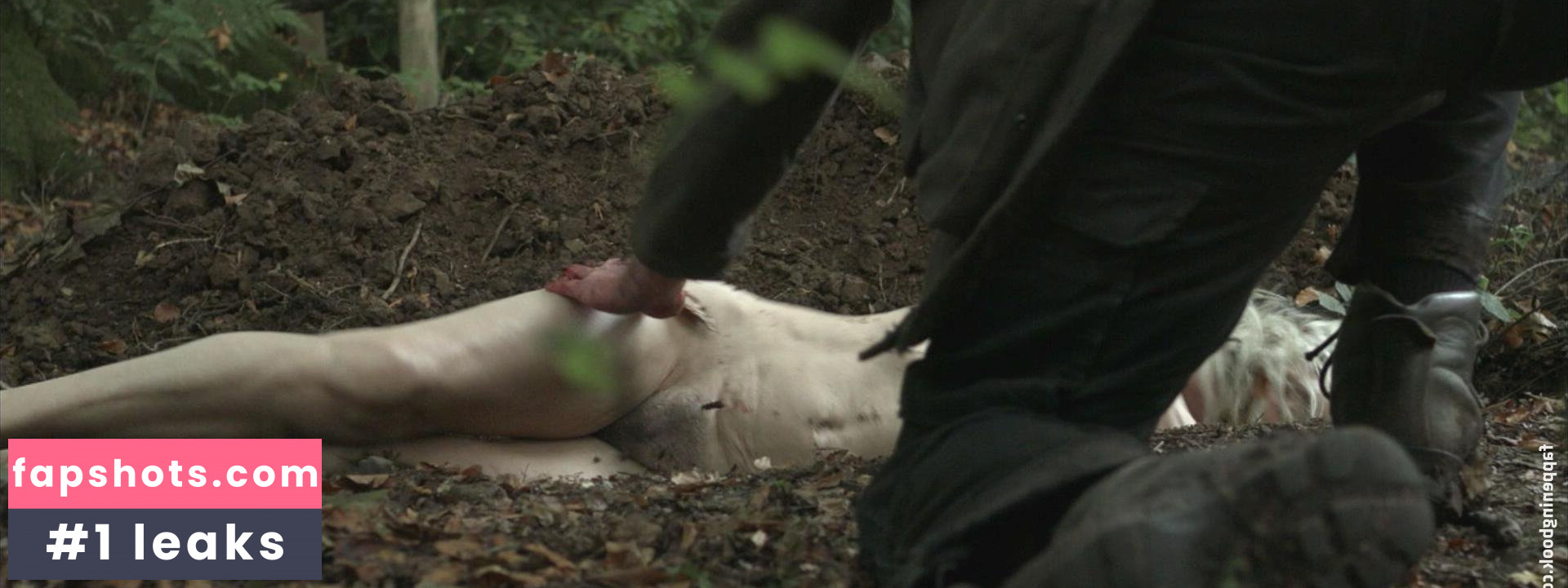 Olwen Fouéré gallery photo #3