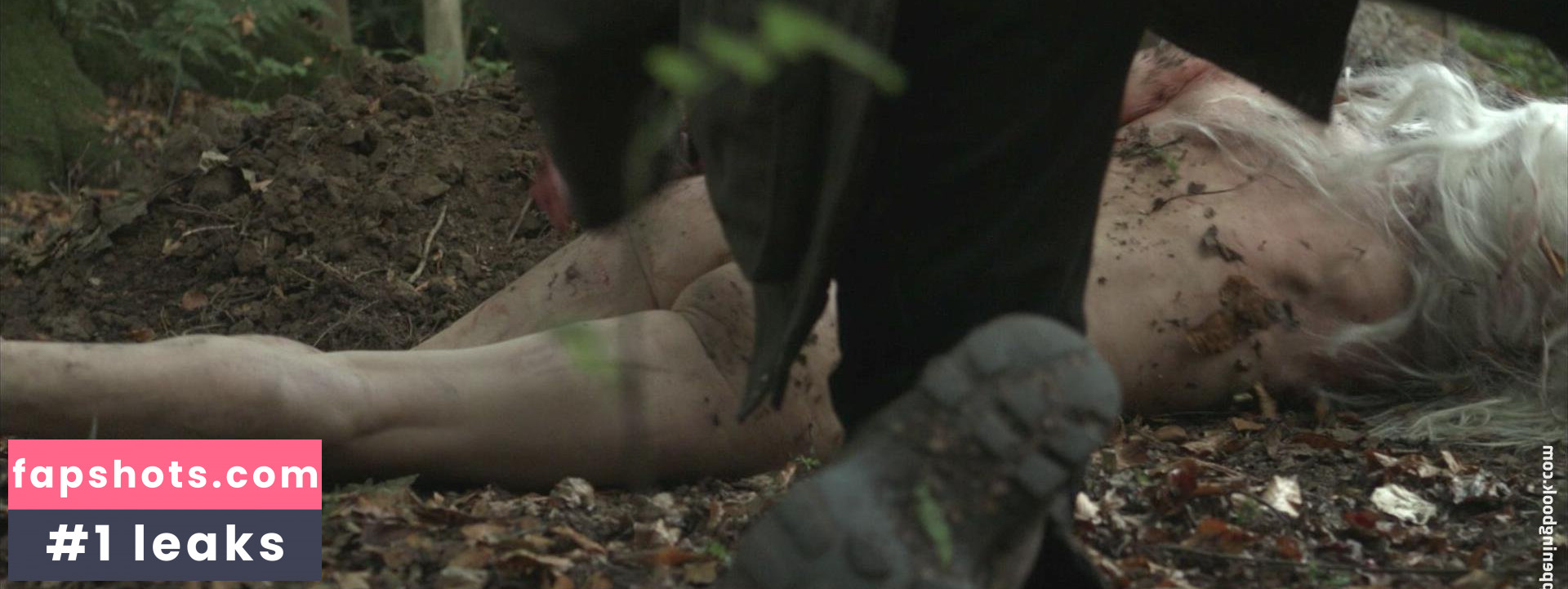 Olwen Fouéré gallery photo #8